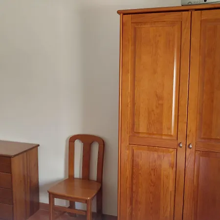 Alojamentos S.josé Pensión Atouguia Da Baleia