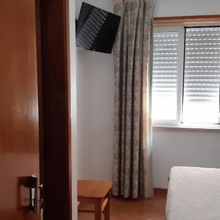 Vendégház Alojamentos S.jose Atouguia da Baleia