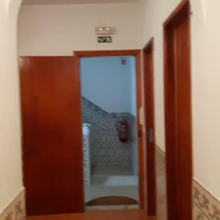 Alojamentos S.josé Maison d'hôtes Atouguia Da Baleia