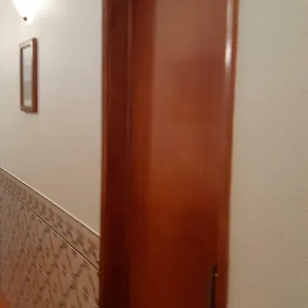 Alojamentos S.josé Maison d'hôtes Atouguia Da Baleia